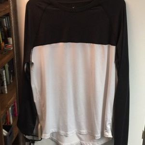 American Eagle long sleeve shirt